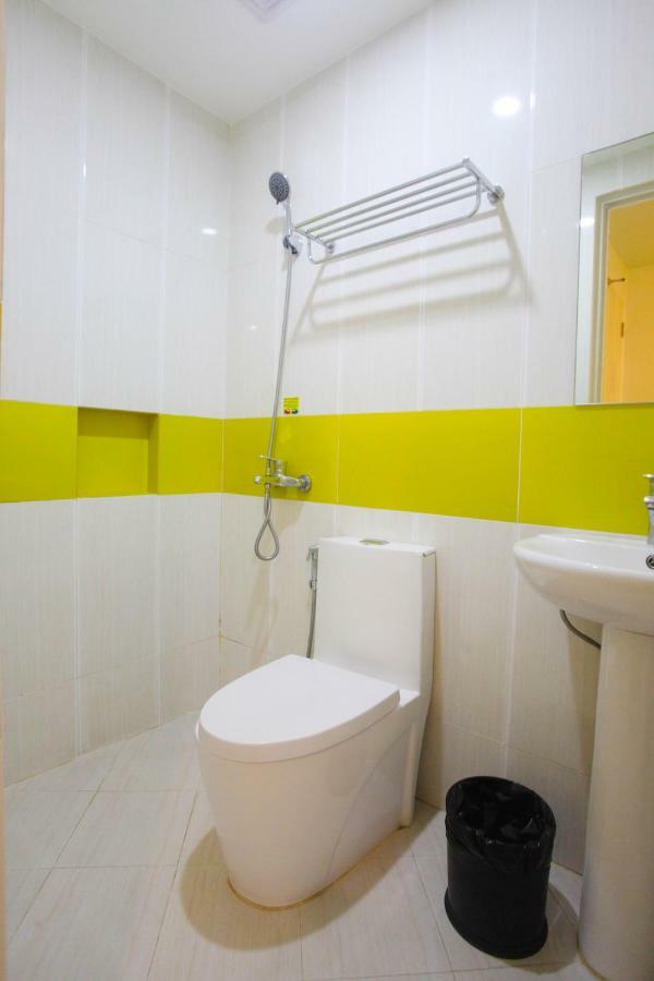 Hotel 99 Cubao Quezon City Exterior photo